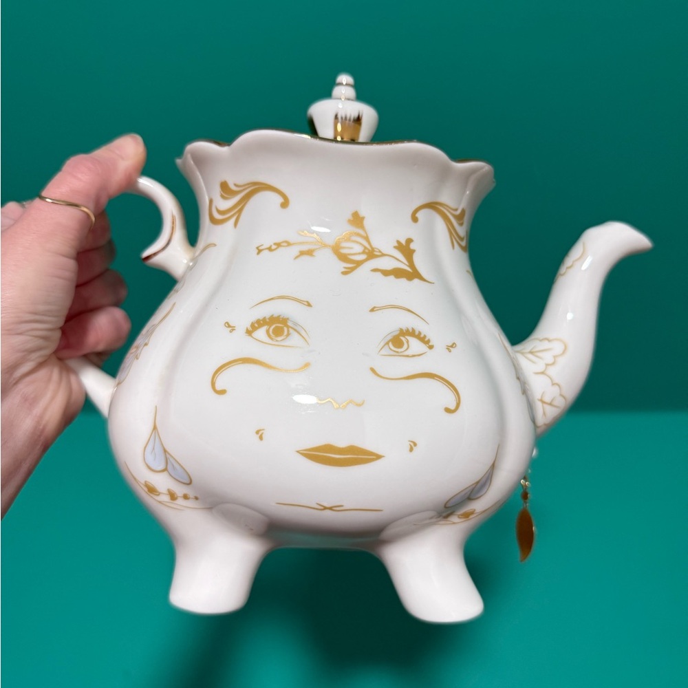 Lenox Mrs. Potts Gold and White Teapot